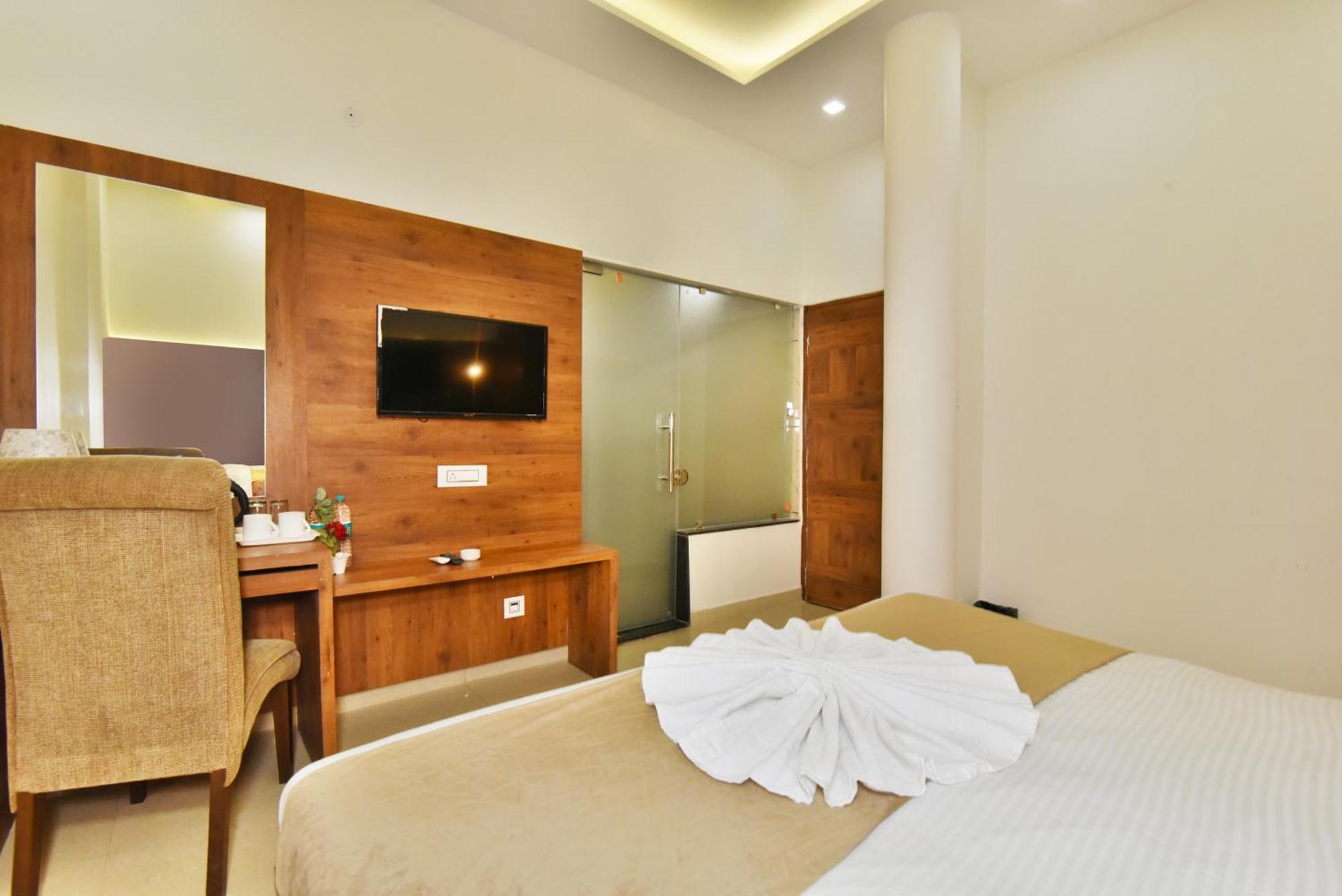 Hk Backpackers-Luxury Rooms & Dormitory Amritsar Exterior photo