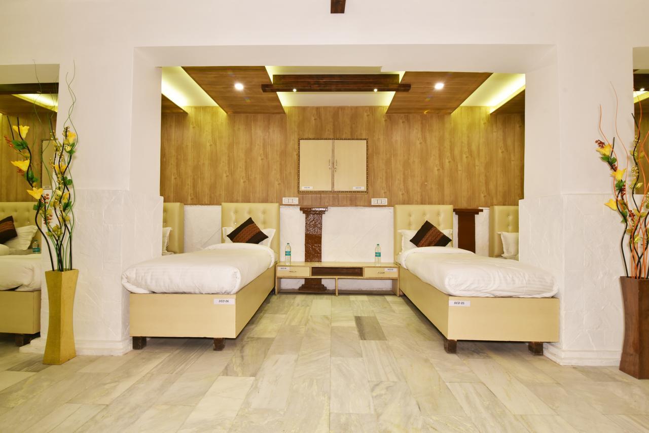 Hk Backpackers-Luxury Rooms & Dormitory Amritsar Exterior photo